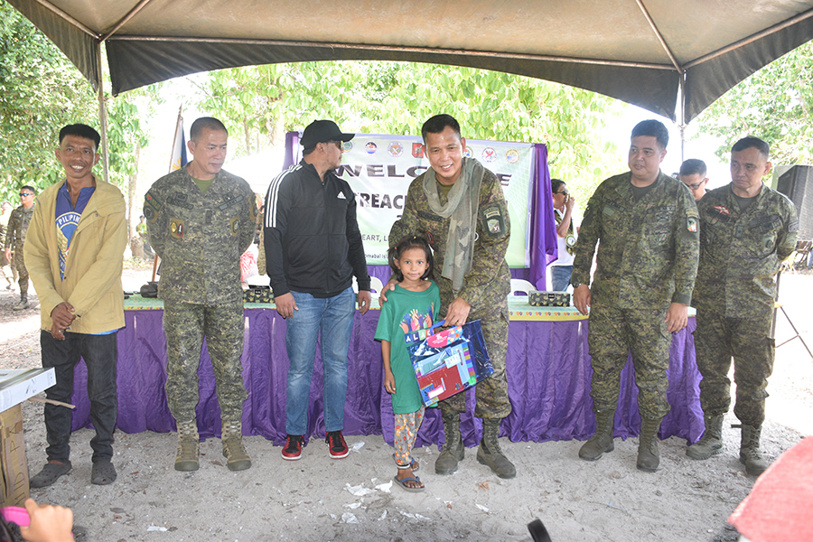 JTF Sulu reaches out island community, brings hope to children's dreams
