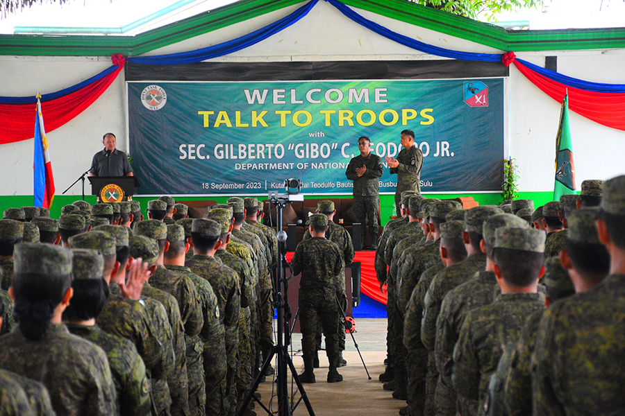 SND boosts morale of JTF Sulu troopers, commends peace and security campaign in Sulu