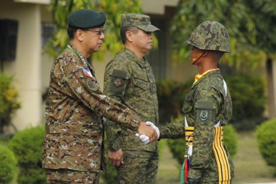 Army Ocs Holds Traditional Recognition Rite - philippine army uniform roblox