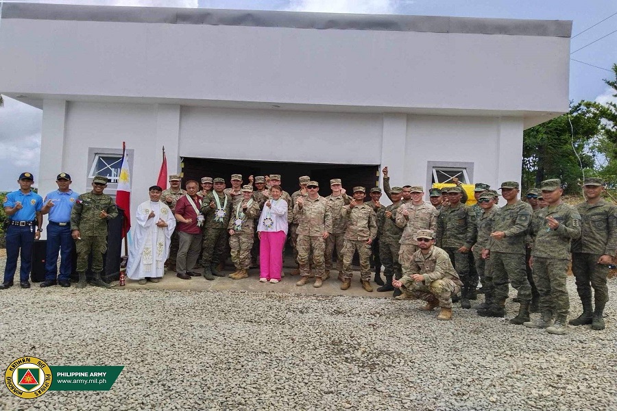 Philippine and US Armies build a multi-purpose HADR werehouse in Batanes
